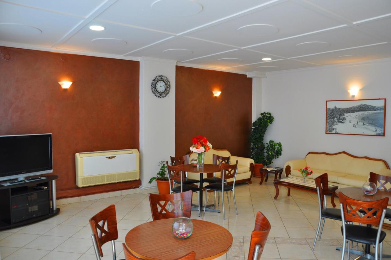 Nora Hotel Sitia  Bagian luar foto